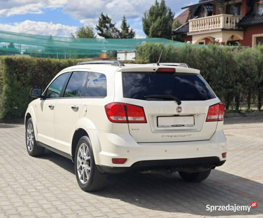 Fiat Freemont Navi Kamera 7 osób 4 x 4 A U T O M czujnik zmierzchu Nowy Sącz sprzedam