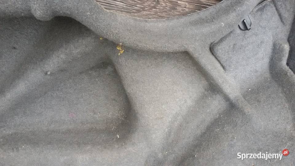 Mercedes 124 podlokietnik boczki dywan blotnik