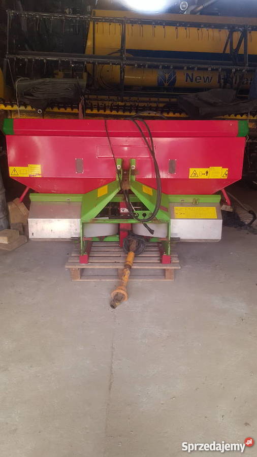 Rozsieawacz nawozów Unia MX 1200 nieuszkodzony Rozsiewacze nawozów Małuszów