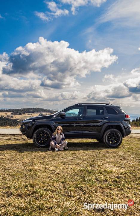 Jeep Cherokee Trailhawk 32 V6 Pentastar LIFT 2 skórzana tapicerka Cherokee Tokarnia