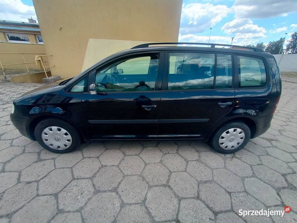 Śliczny VW Touran 7 osobowy zamiana Volkswagen Paczków