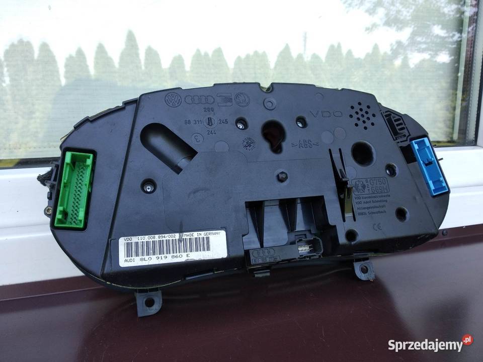 Audi A3 8L licznik zegary prędkościomierz osobowe Sieradz sprzedam