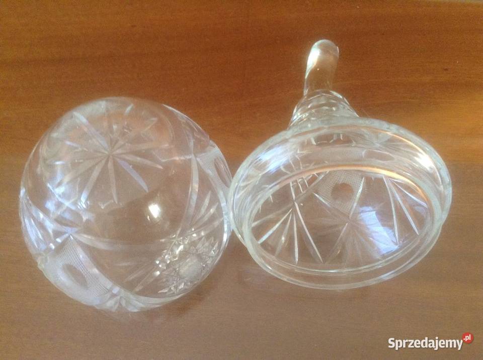 Bombonierka kryształowa z lat 80 Opole