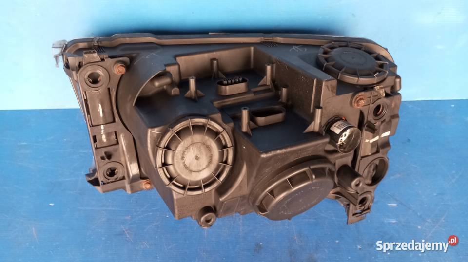 LAMPA REFLEKTOR LEWY PRZÓD EU XENON RANGE ROVER osobowe Nowy Tomyśl sprzedam
