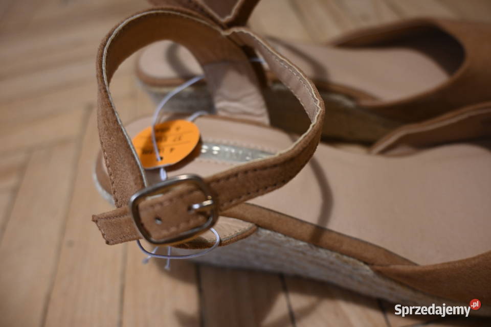 Sandałki na koturnie Primark rozmiar 37 nowe z świętokrzyskie