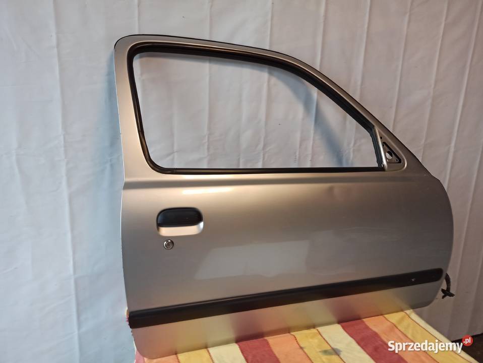 Nissan Micra K11 Drzwi Prawe model trzydrzwiowy Bolesławiec