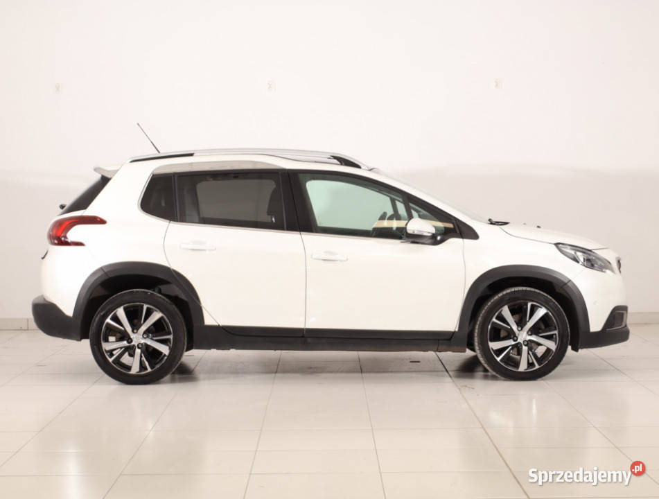 Peugeot 2008 12 PureTech skórzana tapicerka Piaseczno
