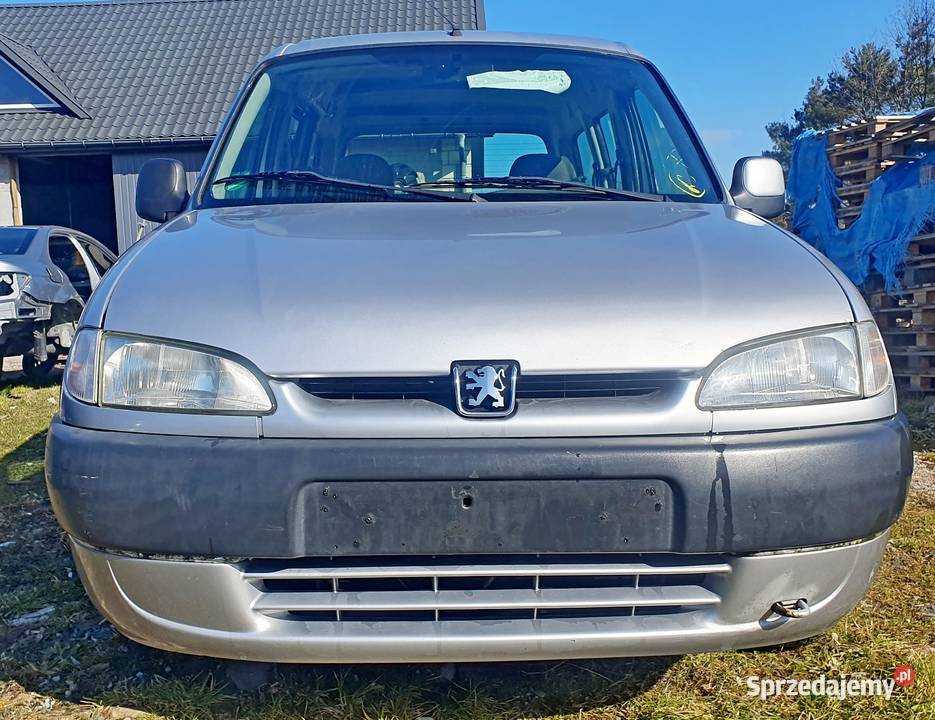 PEUGEOT PARTNER I REFLEKTORY PRZÓD Radom
