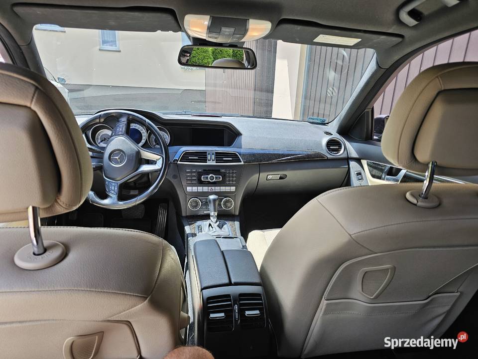 Mercedes Benz C klasa w204 lift RZADKI ŚRODEK wspomaganie kierownicy małopolskie Chełmiec