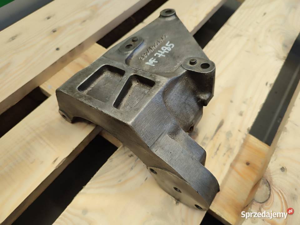 Łapa podpora silnika 3824A22A2 Massey Ferguson Wilkowo