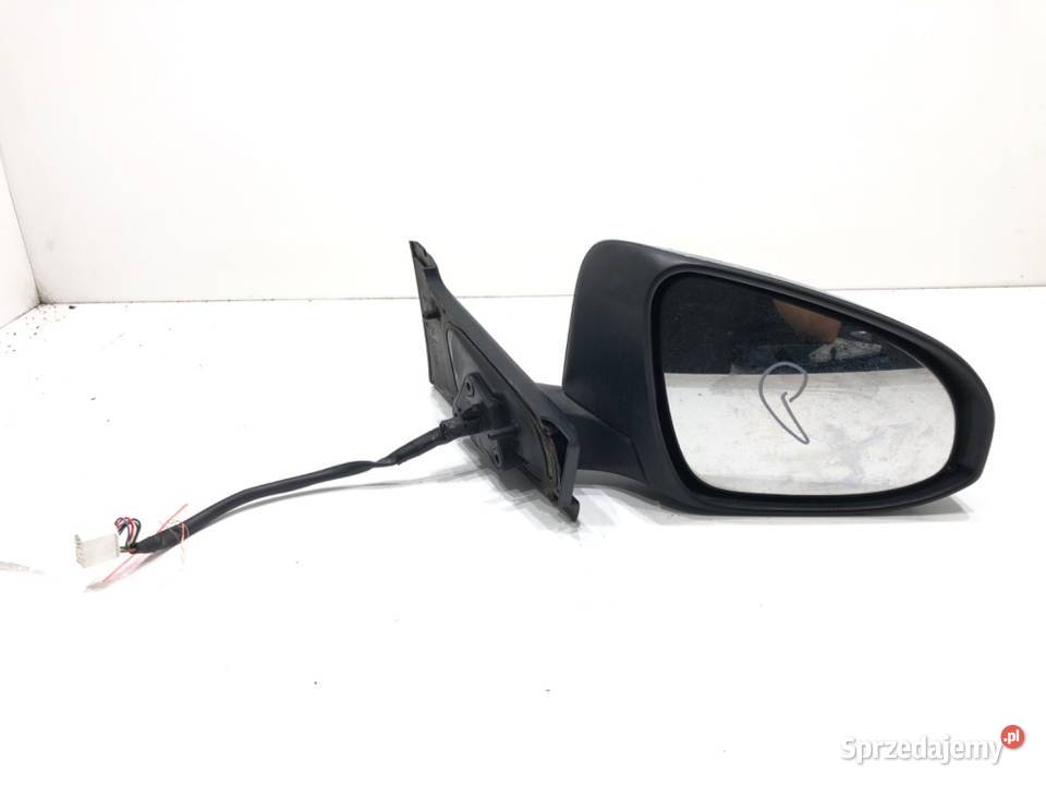 LUSTERKO PRAWY TOYOTA YARIS III Hatchback