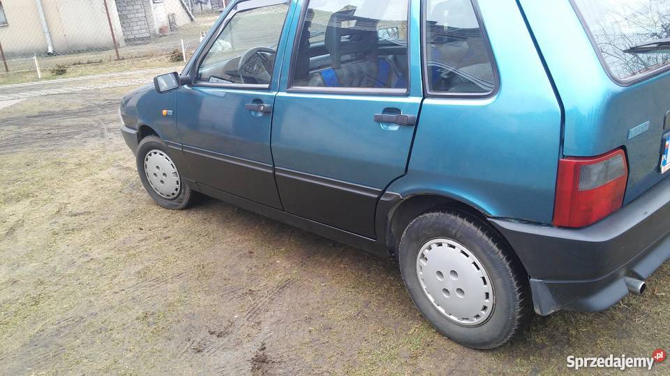 okazja fiat uno 14ieS GAZ opłaty 1996 nieuszkodzony Łochów