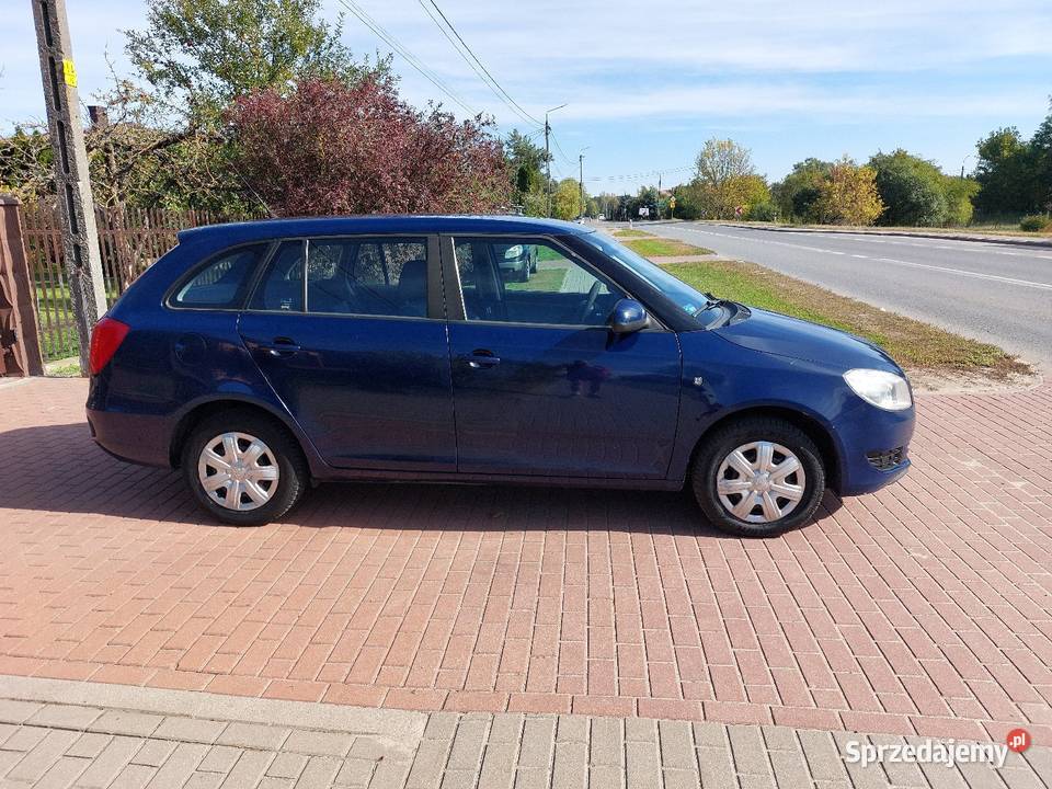 Skoda Fabia 14 z instalacją LPG Rok produkcji 2011 Łochów