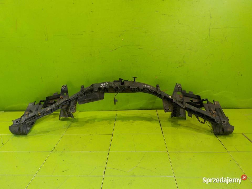 MERCEDES B W245 LIFT 09r pas przedni okular Suków