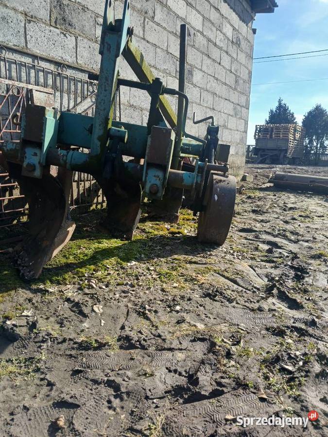 pług 4 skibowy zagonowy nieuszkodzony Kutno sprzedam
