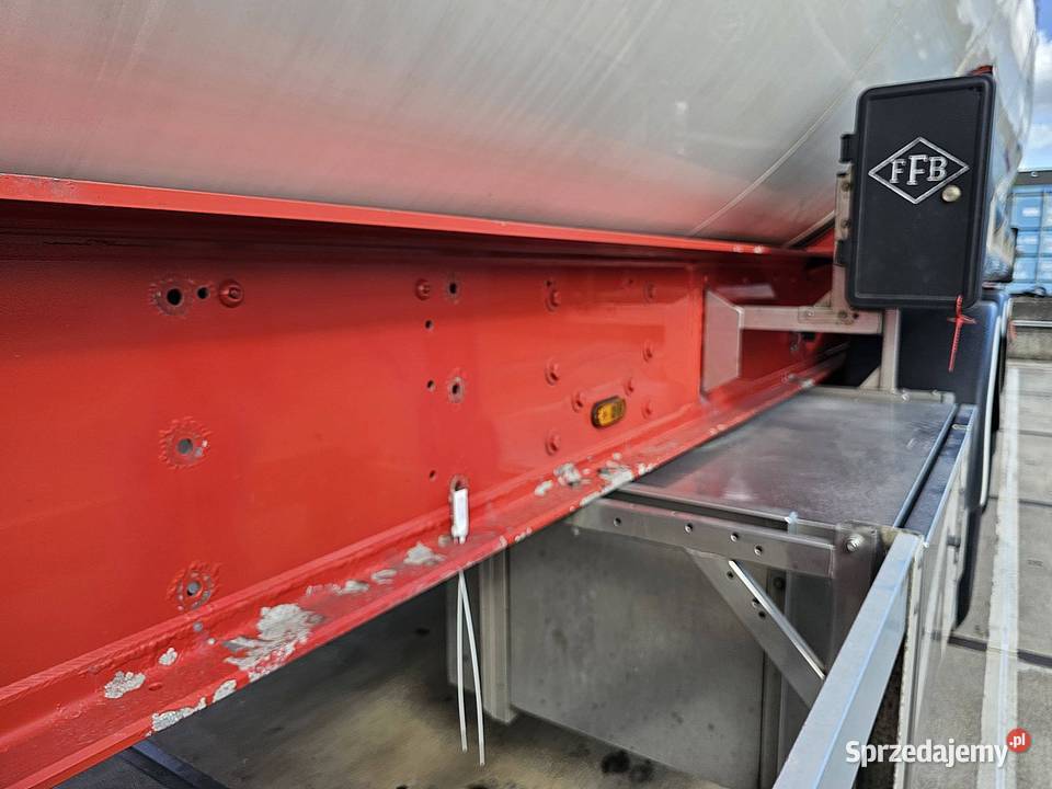 Feldbinder KIP 603 GGVSADR silos 2009 pomorskie