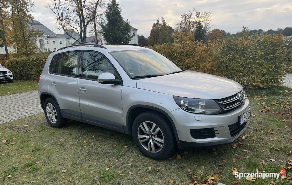 Tiguan uszkodzony bok relingi dachowe Biała Podlaska