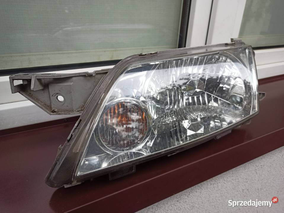 Mazda Premacy LIFT FL lampa przednia lewa osobowe łódzkie Sieradz