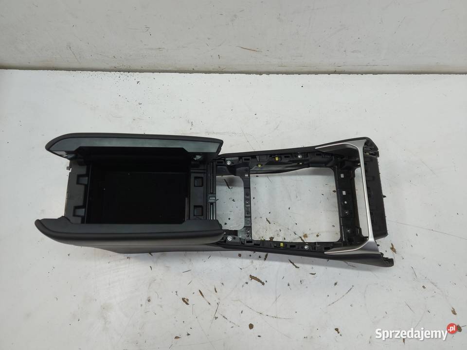 Mazda CX60 2023 tunel środkowy podłokietnik oryg