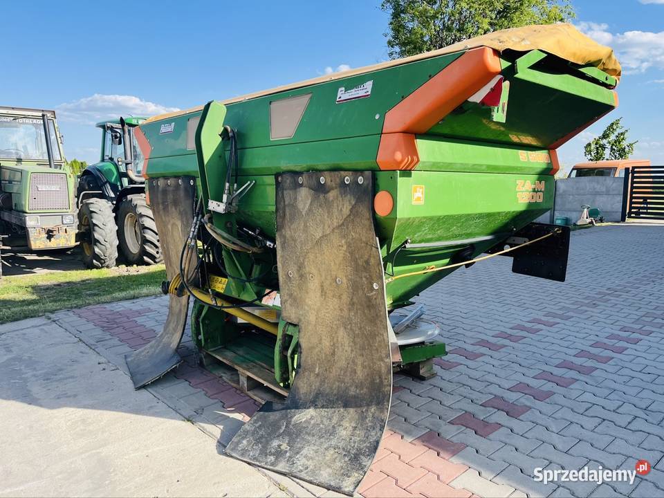 Rozsiewacz Amazone ZAM Novix 2700 l Amazone Chwałkowo sprzedam