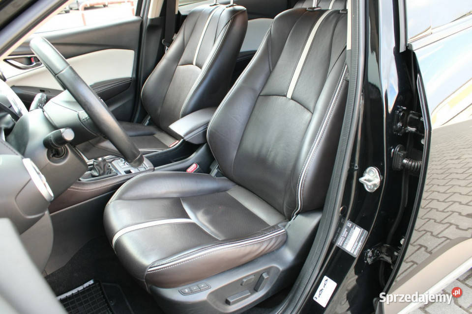 Mazda CX3 Bezwypadkowy bogate wyposazenieSerwis ABS Gliwice sprzedam