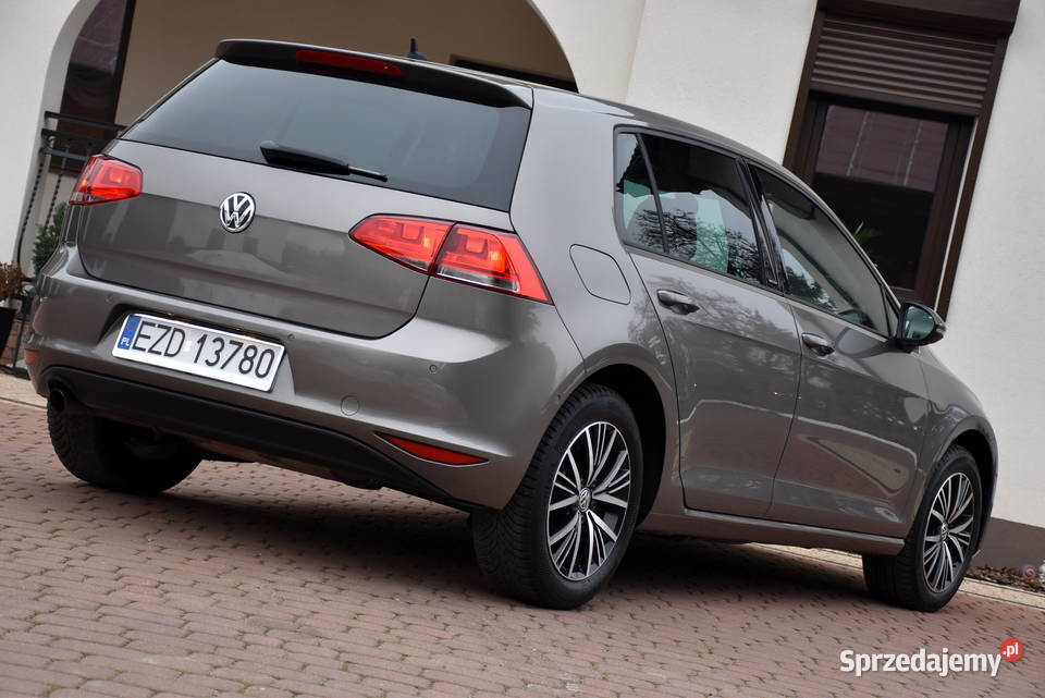 Volkswagen Golf VII ALLSTAR 16TDI 110 99240