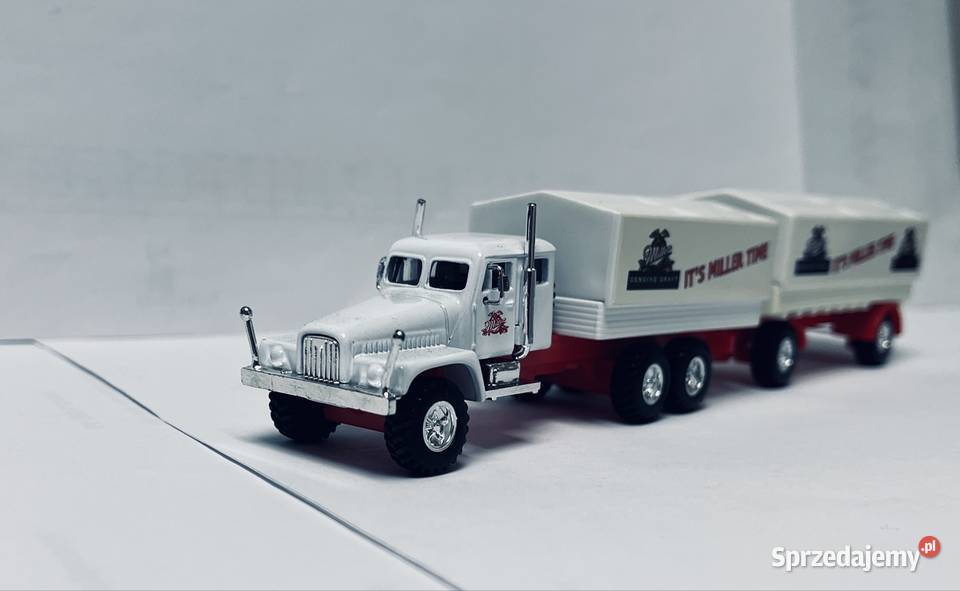 Kolekcjonerski model amerykańskiej ciężarówki Grudziądz
