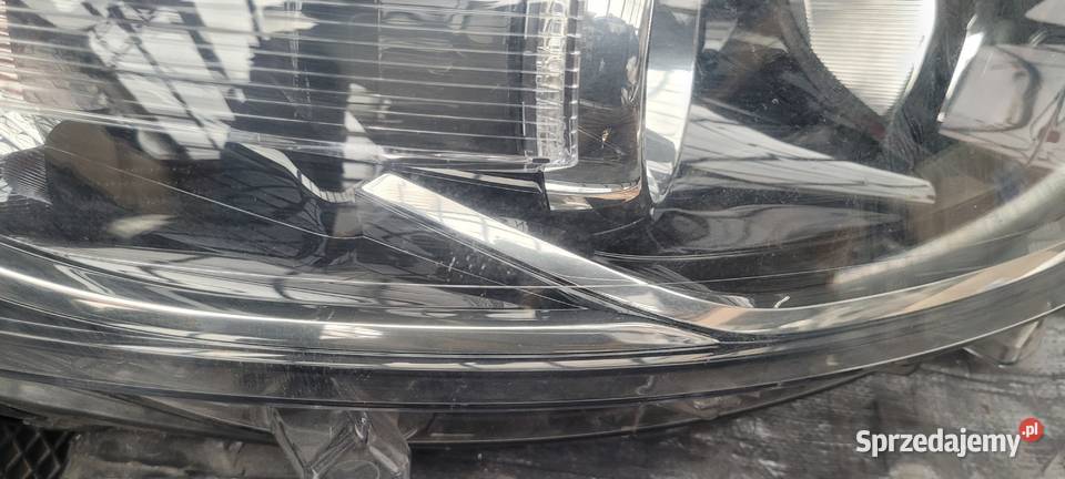 RENAULT CAPTUR 13 LAMPA PRAWY PRZÓD REFLEKTOR Ruda Śląska sprzedam
