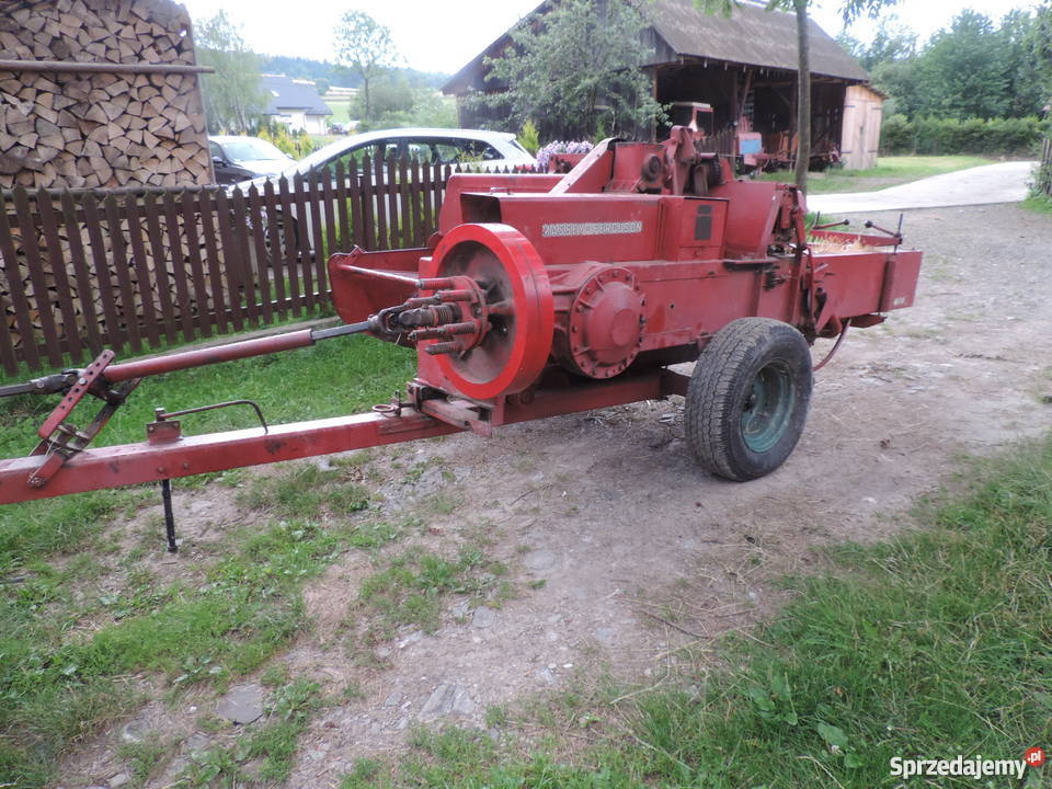 Prasa kostkująca Massey Ferguson 208 Kostkujące małopolskie Słopnice