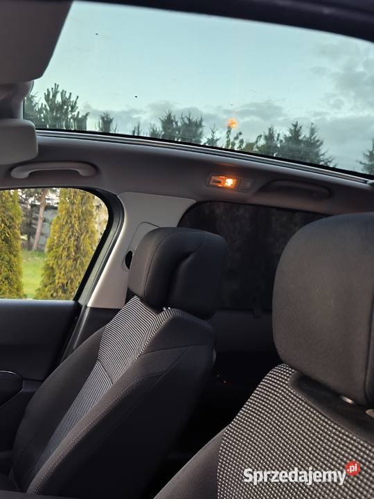 Ładny doinwestowany peugeot 5008 196473km Starachowice