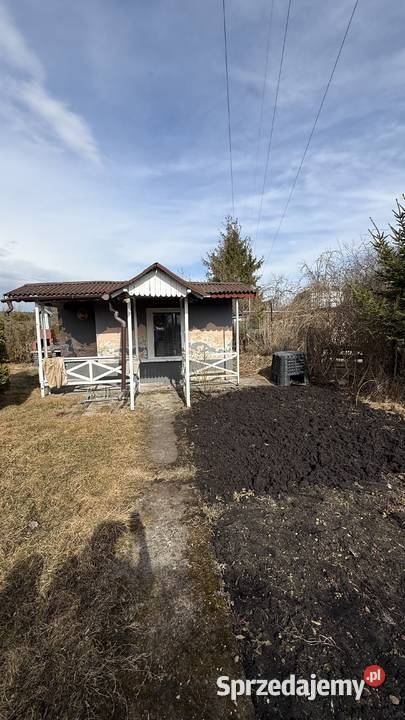 SPRZEDAM DZIAŁKĘ ROD NAFTA Sprzedaż sprzedam