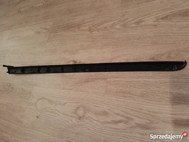 PEUGEOT 3008 PRAWA LISTWA SZYBY PRZÓD Międzychód