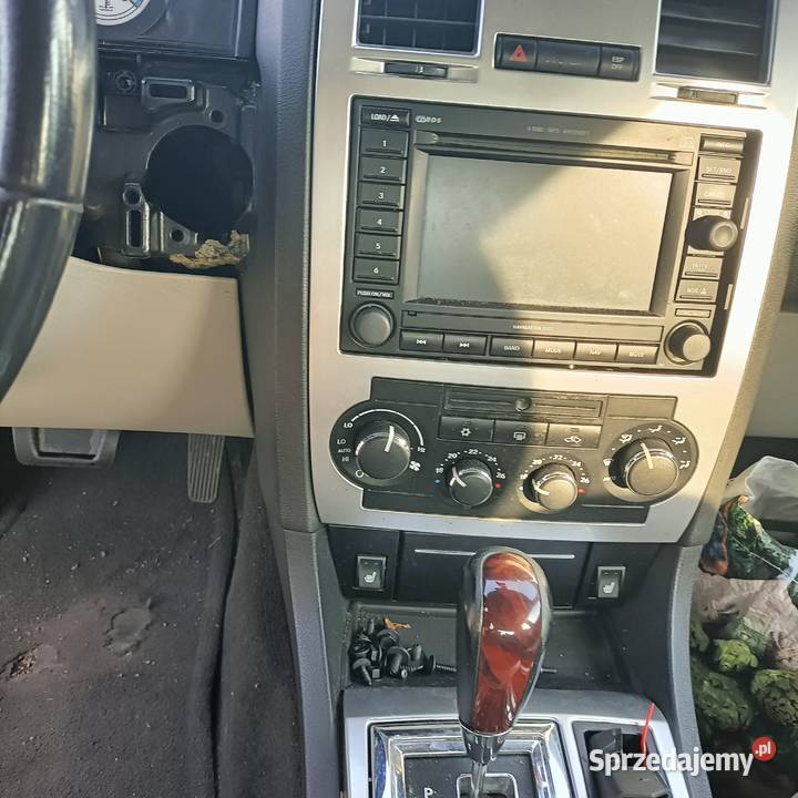 Chrysler 300 c 27 benzyna uszkodzony silnik 123456km Zielona Góra