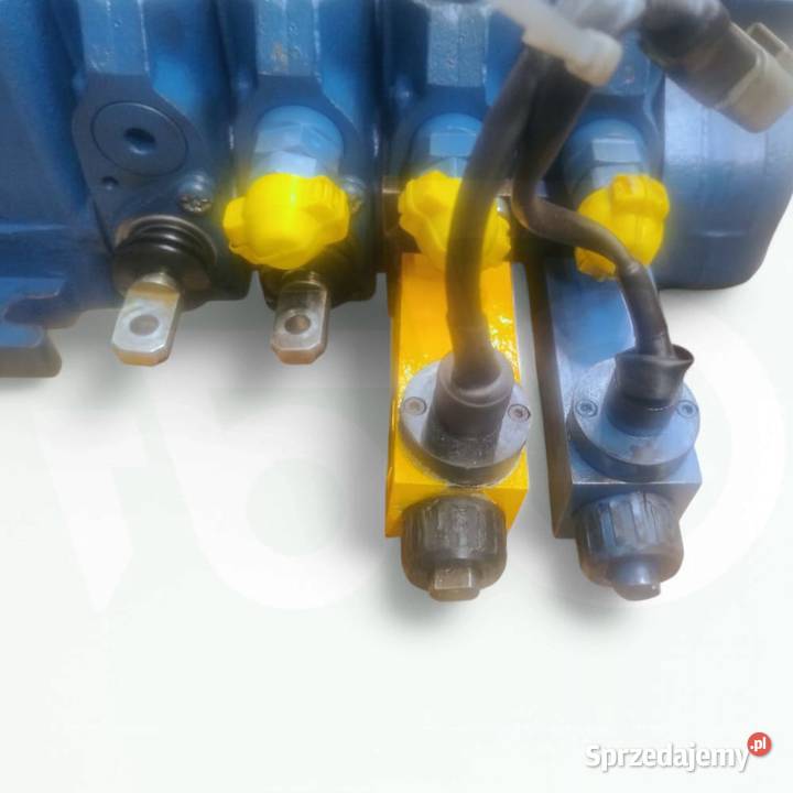 Rozdzielacz hydrauliczny A0410080242 Rexroth JCB Wilkowo