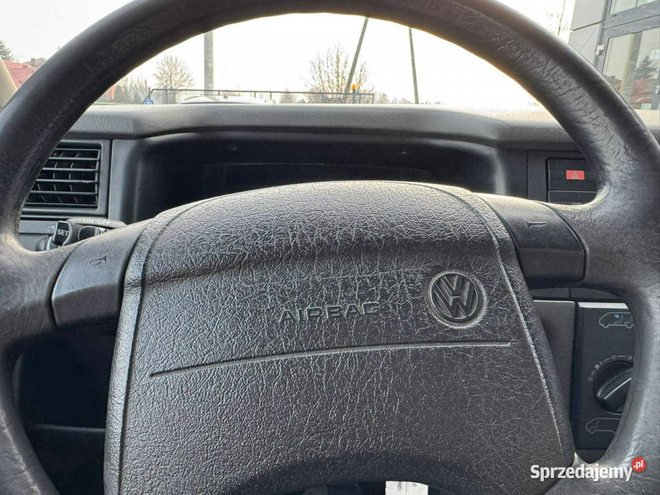 Volkswagen Caravelle T4 Caravelle 25 benzyna Caravelle