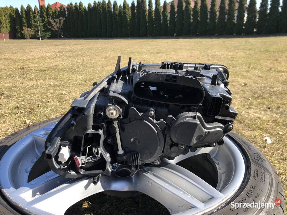 Reflektor lampa LED adaptive BMW F10 oryginał dolnośląskie Twardogóra