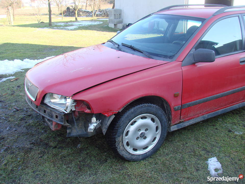 volvo v40 uszkodzone 115KM Lipie