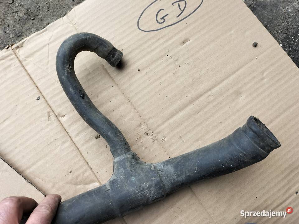 PRZEWÓD WODY WĄŻ CHŁODNICY GÓRNY AUDI 80 B4 A6