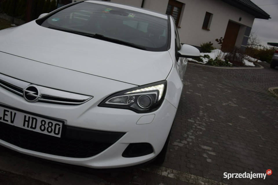 Opel Astra 14TB Led 2KPL KÓŁ 2013r Sprowadzony Majdan Sieniawski