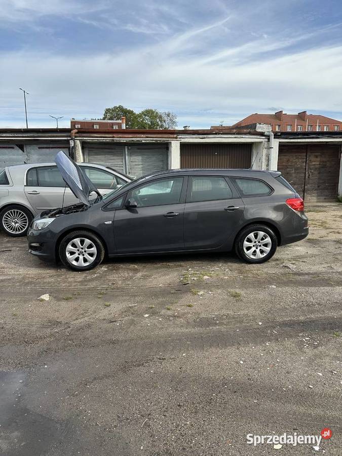 Opel Astra J 14 turbo kombi Kołobrzeg