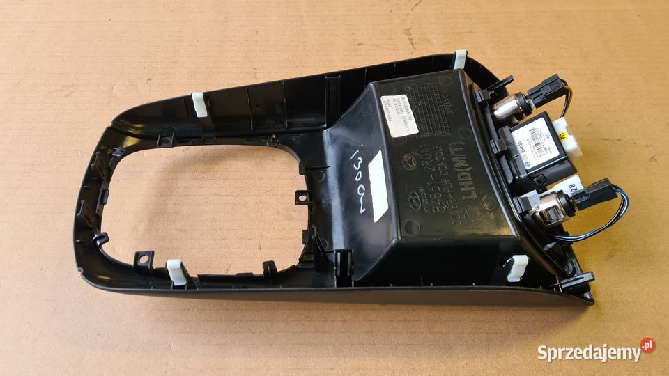 Hyundai I30 cw 1 Lift ramka wybieraka drążka Legnica sprzedam