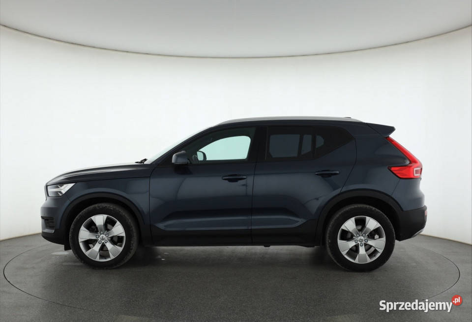 Volvo XC40 T3 centralny zamek