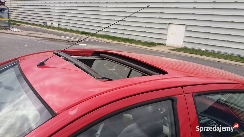 Toyota Yaris Czerwona Łódź kupiony w Polsce