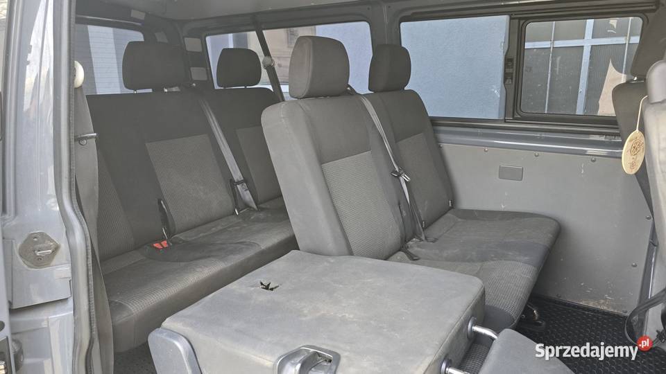 Volkswagen Transporter Kombi L2H1 uszkodzony Nowy Świętów