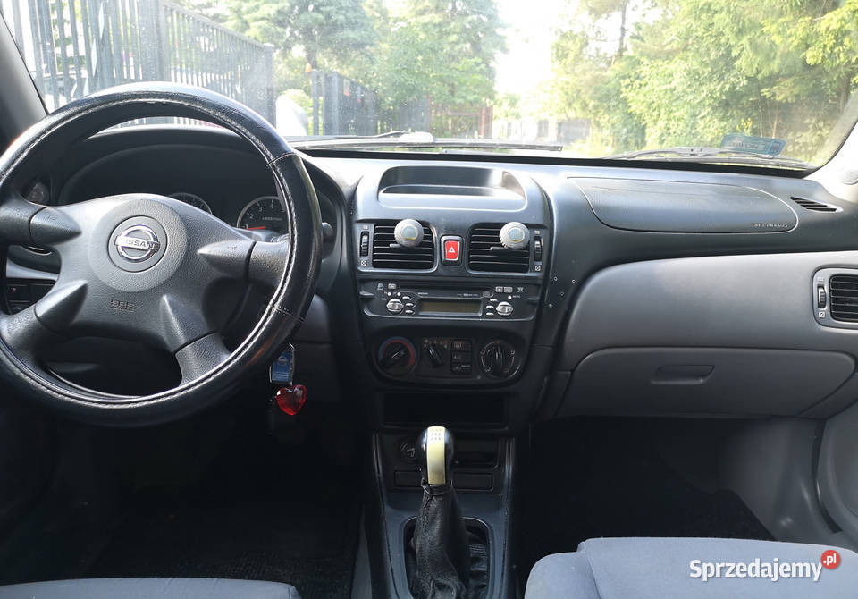 Nissan Almera N16 hatchback 2003 benzyna 1497cm3 Almera Ząbki
