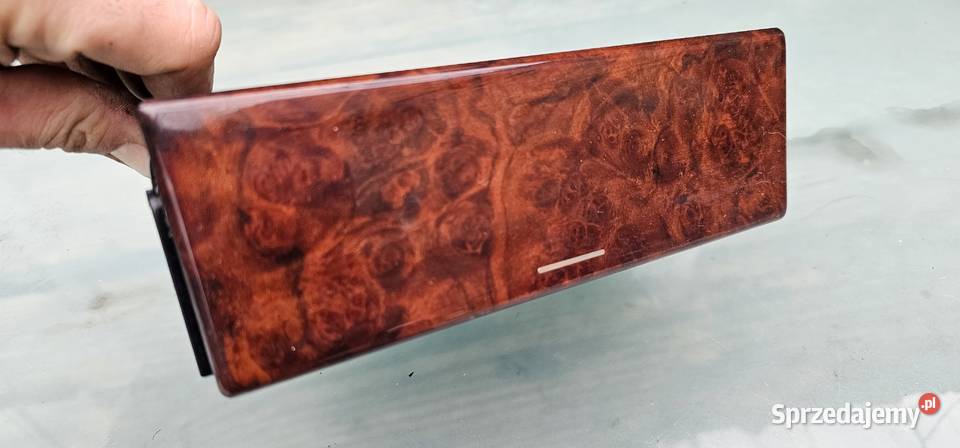 Schowek pod radio mercedes w210 Zbąszyń