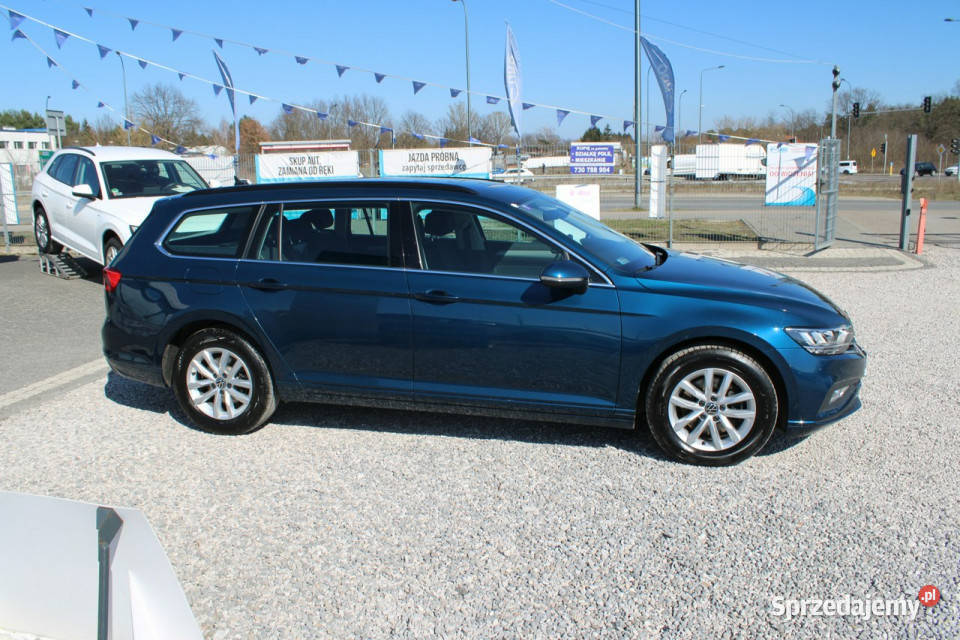 Volkswagen Passat Business DSG LED Fvat Salon Warszawa