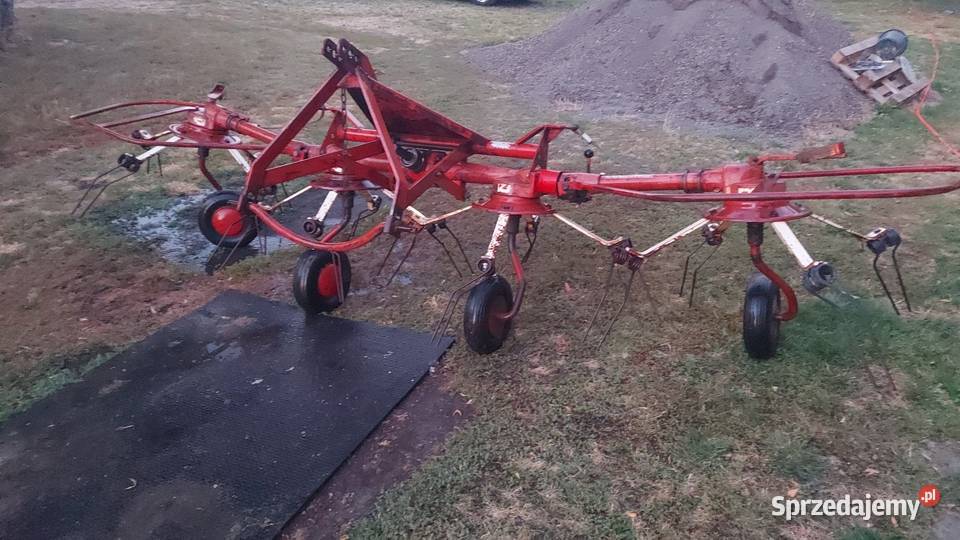 Roztrząsarka przetrząsarka fahr Stasin