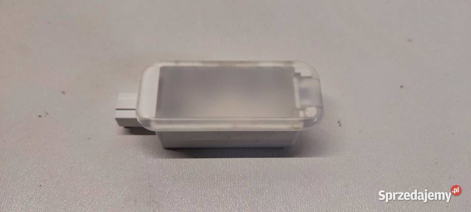 VW TAYRON LAMPKA KABINY 3G8947409 KTL sprzedam