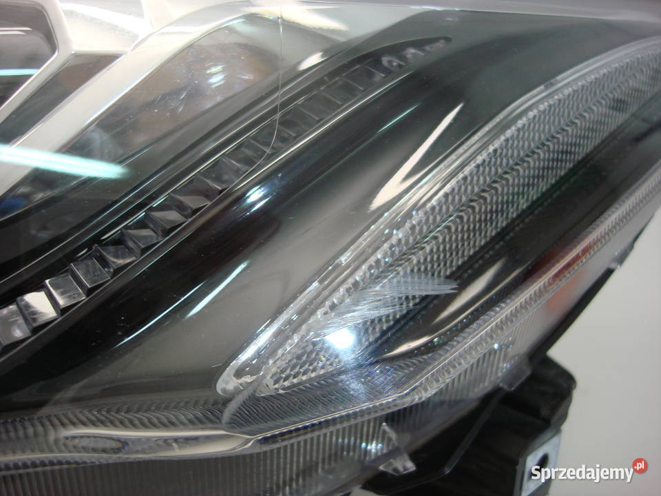 Reflektor przedni lewy Mitsubishi Eclipse Cross osobowe Lampy przednie Wasilków